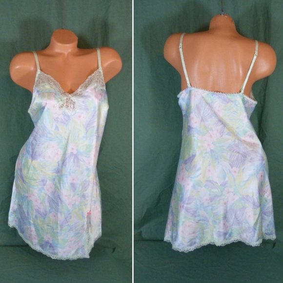 PINK Victoria's Secret Other - Victorias Secret Large Floral Babydoll Lace Trim